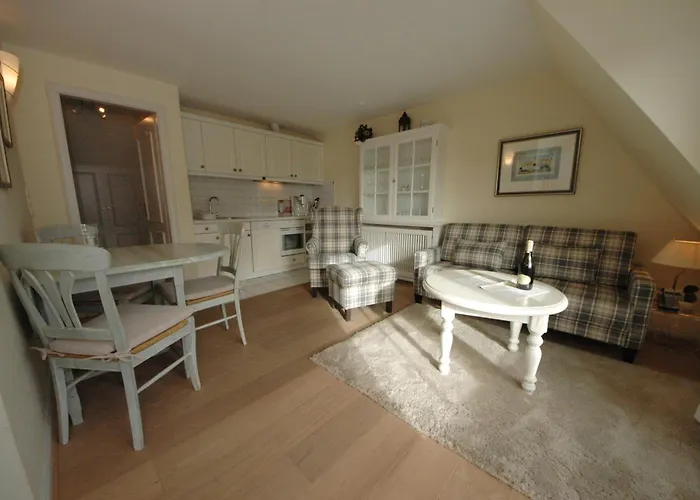 Friesen Hues App 5 Wenningstedt-Braderup (Sylt)